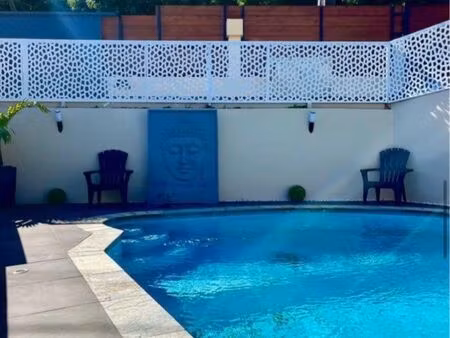 villa meublée avec piscine