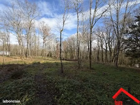 terrain 1 pièce 4098 m²