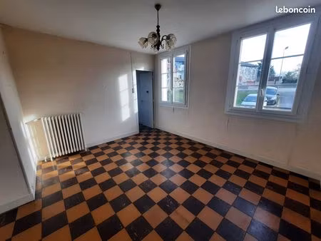 a saisir - appartement 3 pièces 50 m² - 18 000