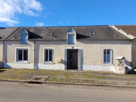 exclusif  dun sur auron  maison avec garage  cour et petite dépendance