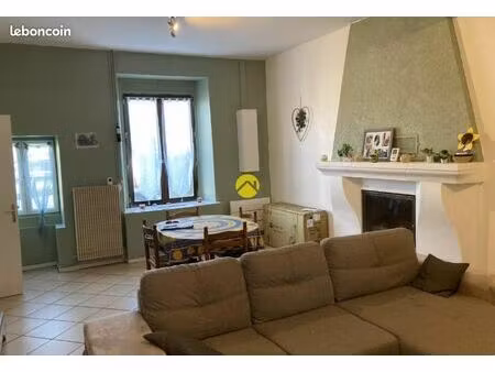 maison 2 pièces 81 m²