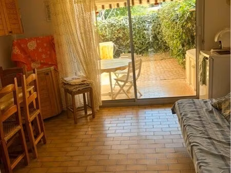 studio rez de jardin