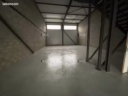 local bureaux 255 m²