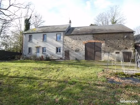 jolie longère entièrement rénovée sur plus d'un hectare de terrain