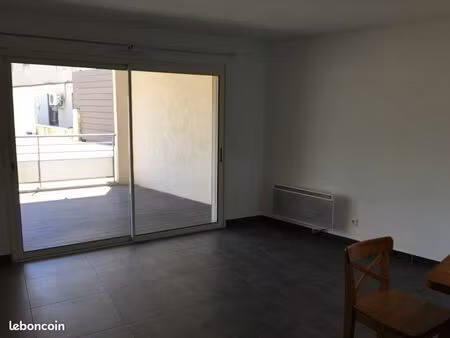 t4 75m2 + terrasse 16m2 + parking saint-andré