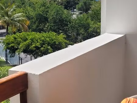 boucan-canot appart.t1+parking très bien situé