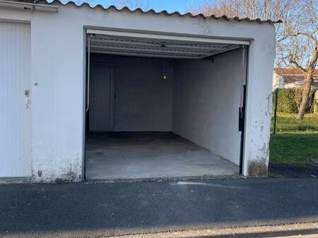 box garage