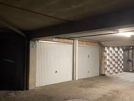 box garage