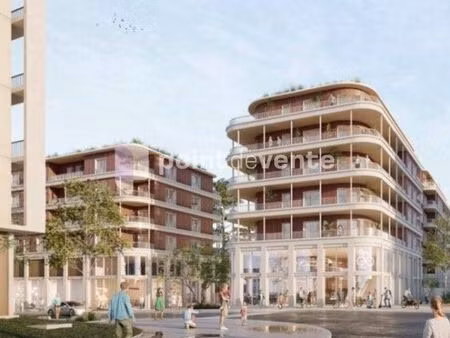 local commercial 139 m²