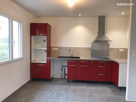 maison récente à louer