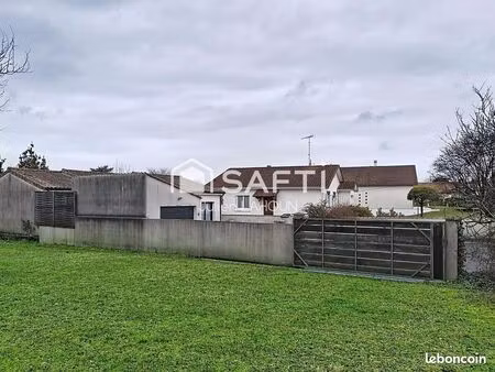 terrain 500 m² chateaubernard