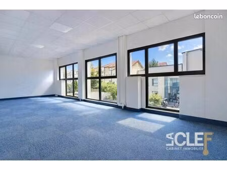 bureaux 33 m²
