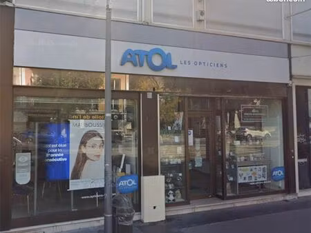 boutique 75 m² chatillon