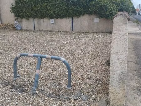 place de parking et cave