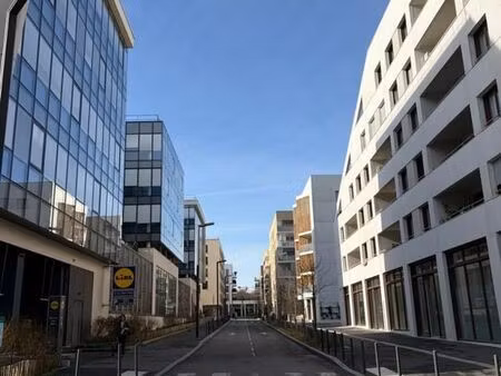 local commercial 142 m²