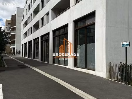 local commercial 167 m² châtenay-malabry