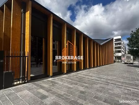 local commercial 340 m² châtenay-malabry