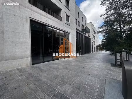 local commercial 444 m² châtenay-malabry