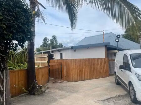 ❤️ coup de cœur – case créole avec jardin  centre à pied – 259 000