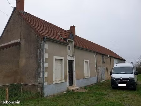 maison 100m2 appartement dépendance terrain 1ha