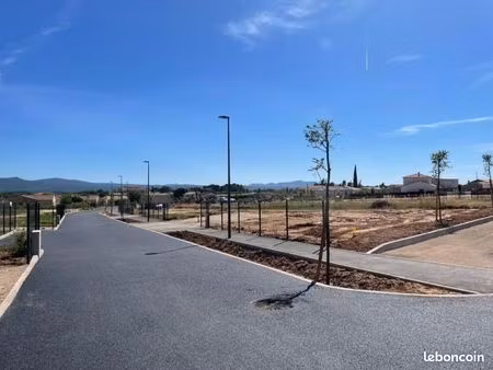 terrain 513 m² pourrieres