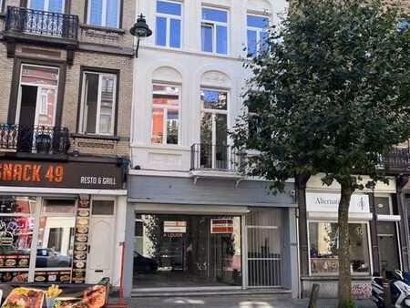 local commercial 120 m² – chaussée de waterloo (bascule)