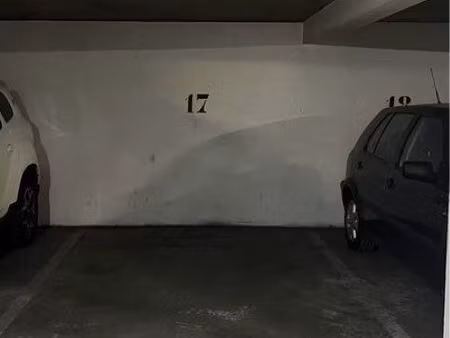 parking à louer
