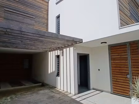 maison 4 pièces 82 m²