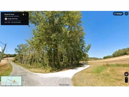 vend petit terrain boisé