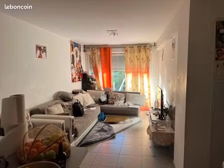 appartement t3 avec terrasse