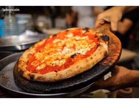 pizzeria  restaurant 200 m² bourges