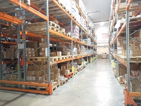 local industriel 2 250 m²