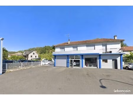 local professionnel 550 m² – axe très passant – malemort