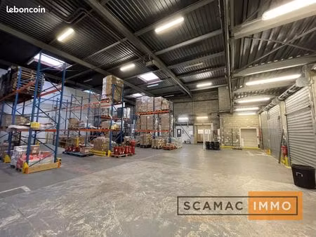 local d'activité 2 227 m²