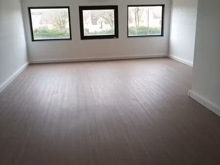 a louer - bureau 50 m² - la queue en brie -94510