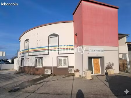 local bureaux  autos 510 m²