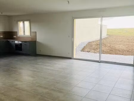 location maison neuve la vèze