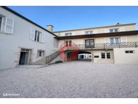 duplex 4 pièces 128 m²