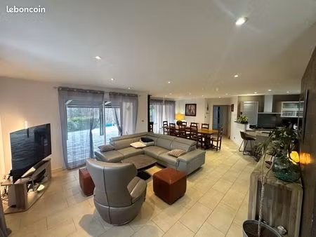 vend maison 110m plein pied