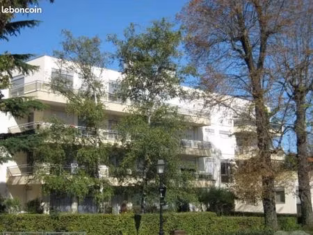 vente t2 avce parking et balcon centre ville