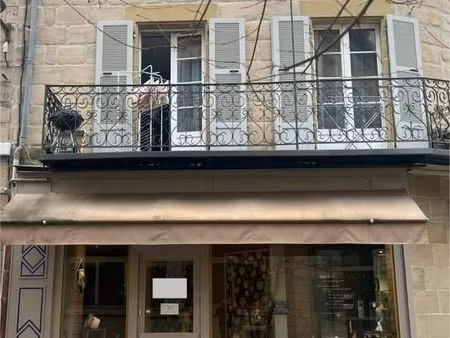 local commercial 43 m²