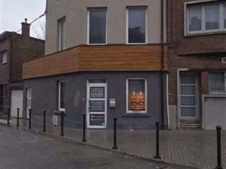 superbe surface commerciale