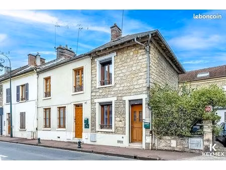 maison de ville 3 pièces 40 m²