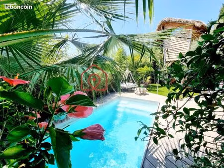 propriété 5 pièces 150 m²