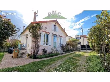 maison 4 pièces 75 m²