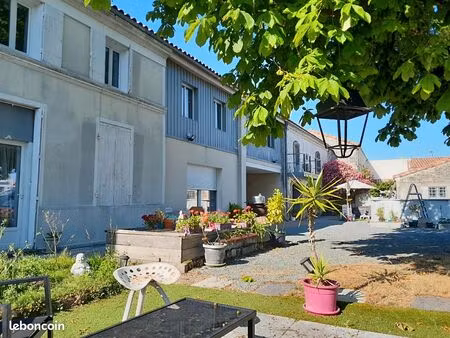 longere charentaise 300m2 habitable