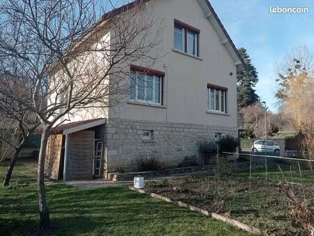maison 5 pièces 150 m²