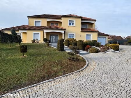 vente d'une maison à lavernay