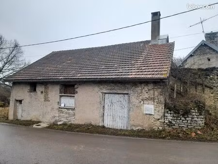 maison 3 pièces 160 m²