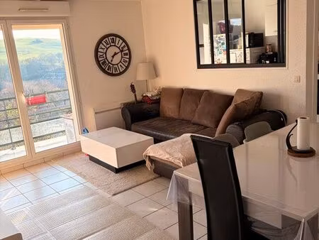 à vendre appartement t3 lumineux avec balcon et parkings - les andelys